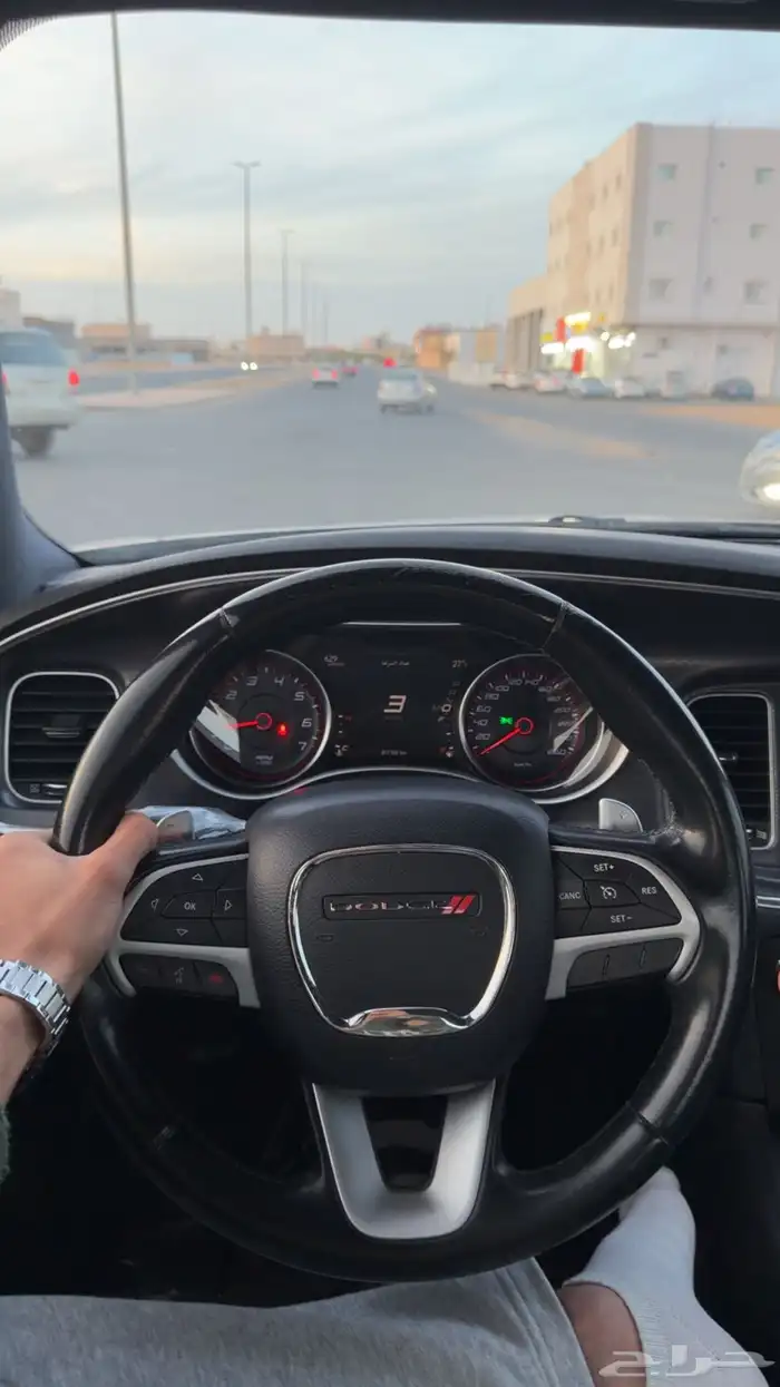 تشارجر RT فل هاوس كحلي وكاله. 2