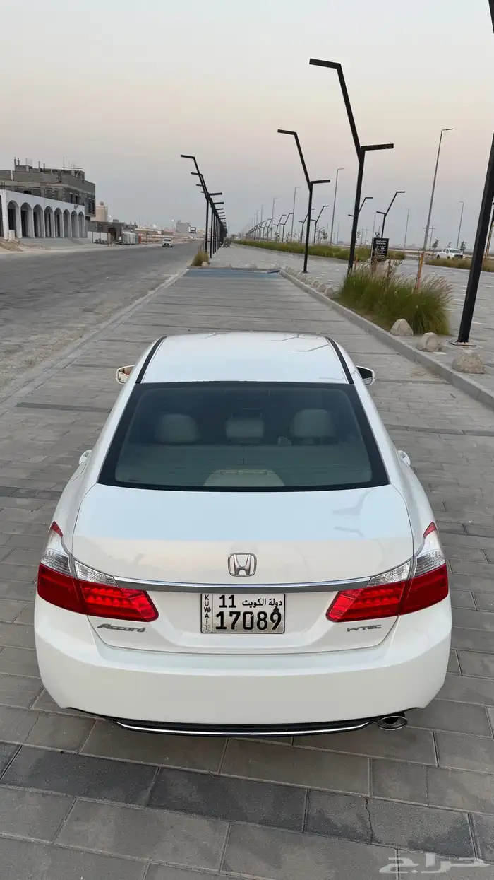 هوندا اكورد كويتيه 9