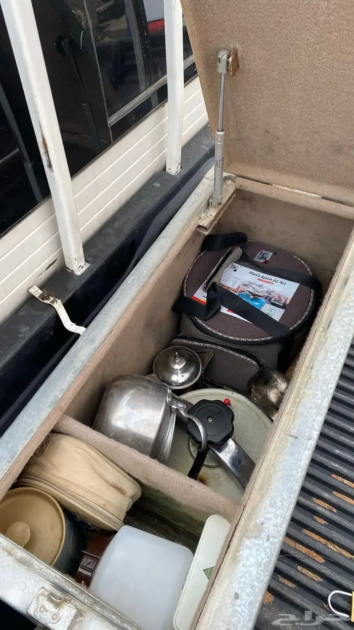 صندوق عزبه الهايلوكس 2