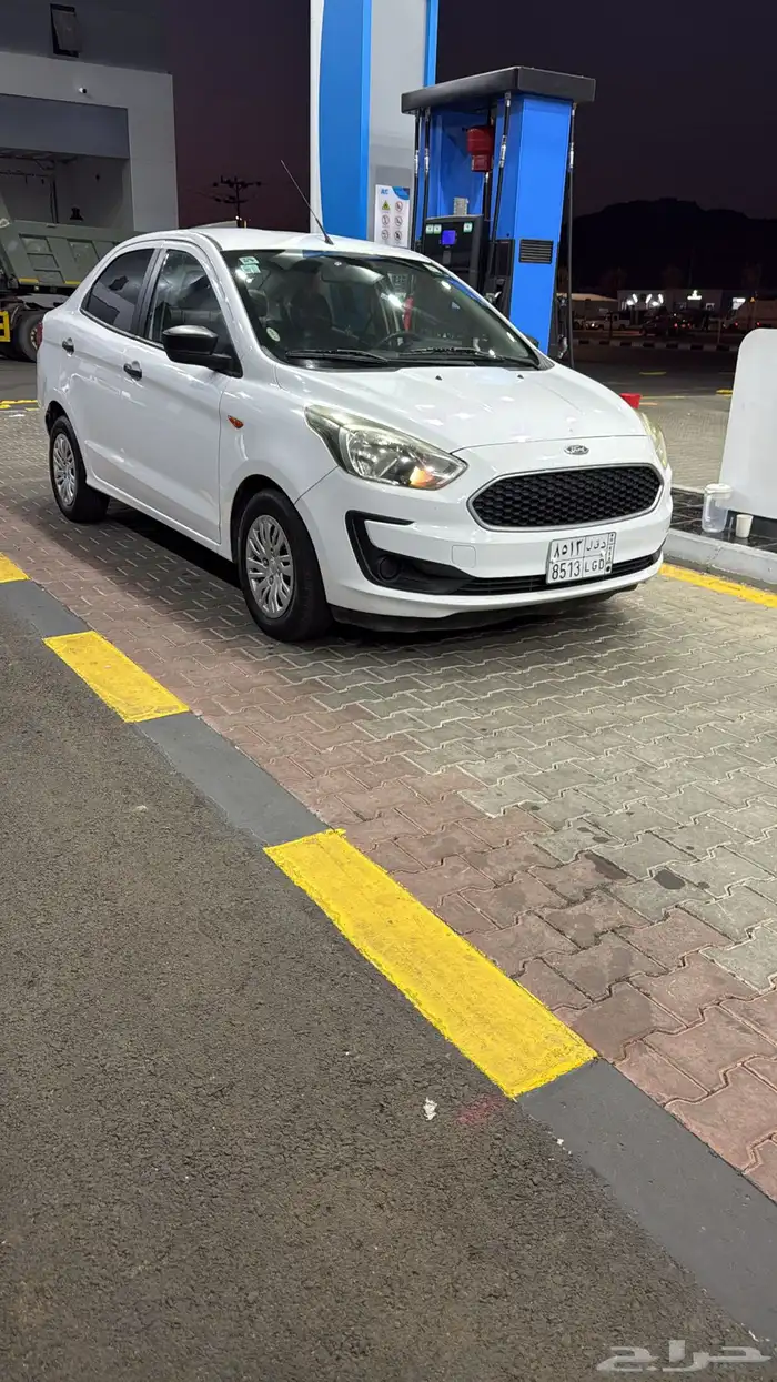 فورد فيجو نضيف جدا 3