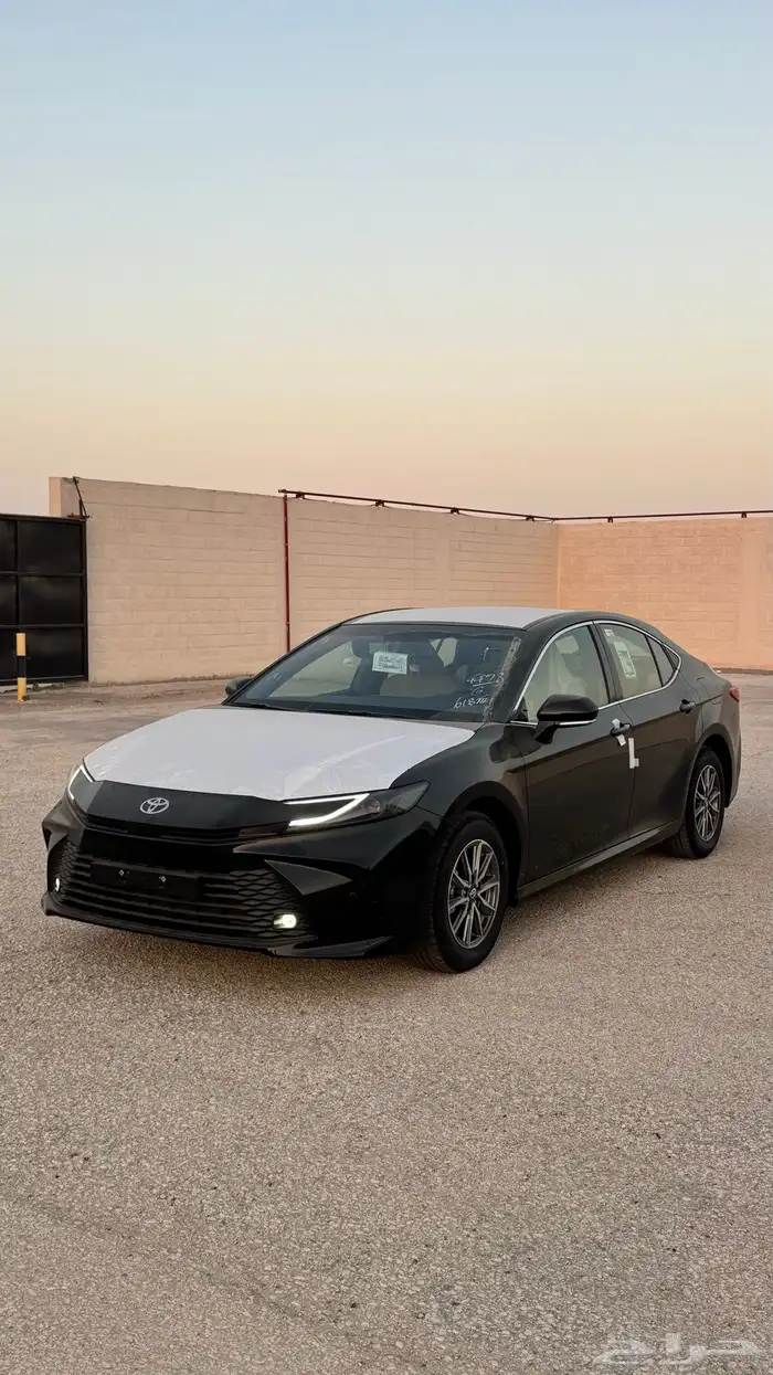 كامري 2025 اسود ستاندر E 0