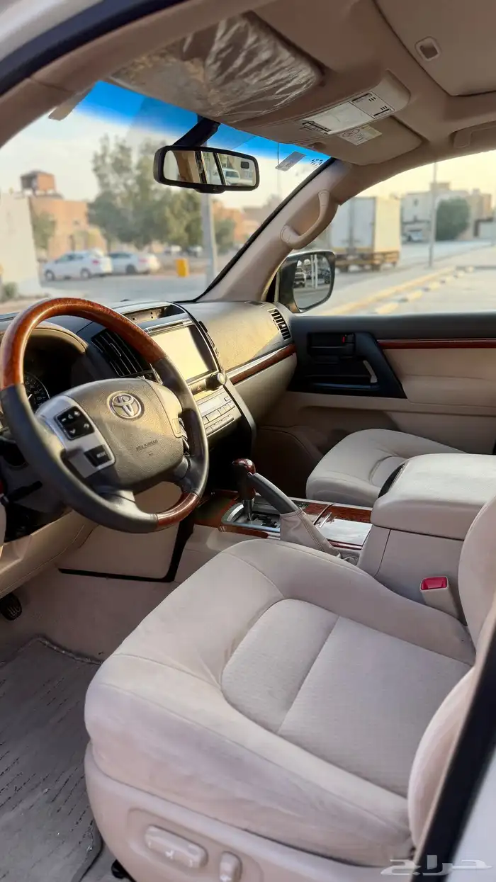 جيب لاند كروزر GX.R موديل 2014 فل الفل فل كامل نضيف 14