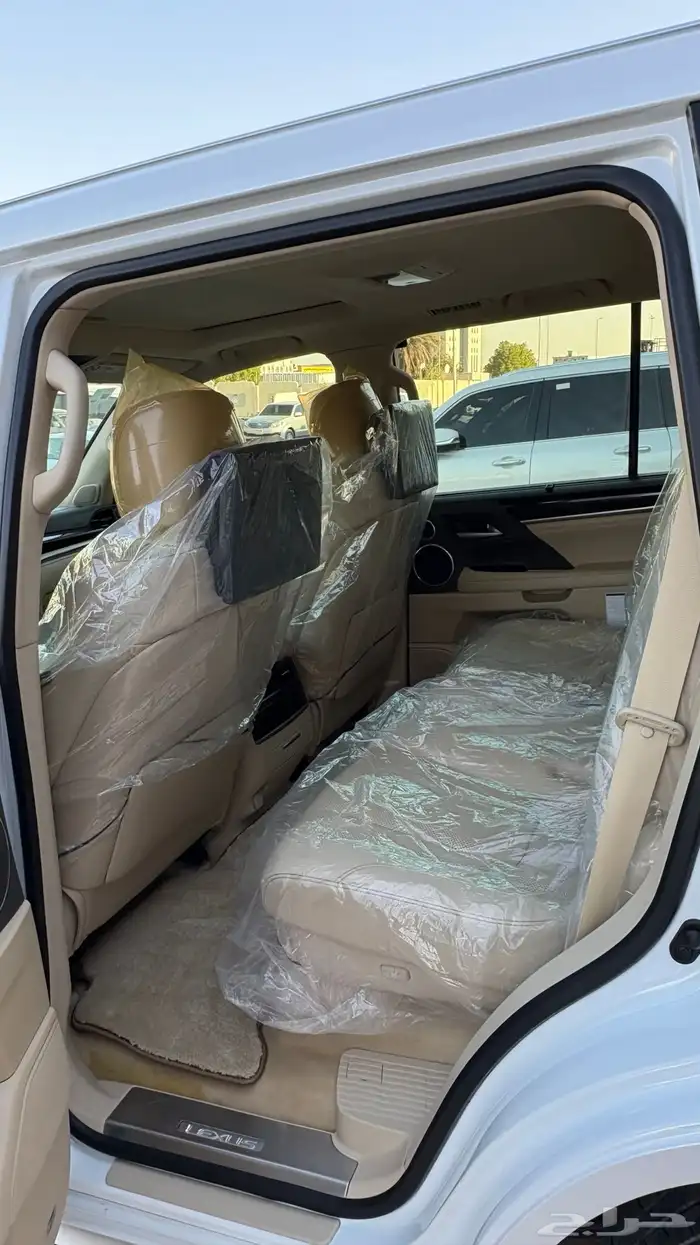 لكزس 2021 فل كامل 6