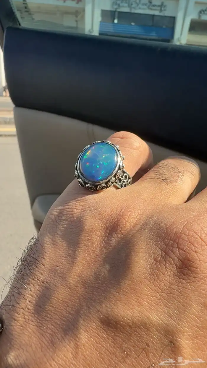 خاتم من الاوبال الاثيوبي طبيعي ع صياغه فضه 0