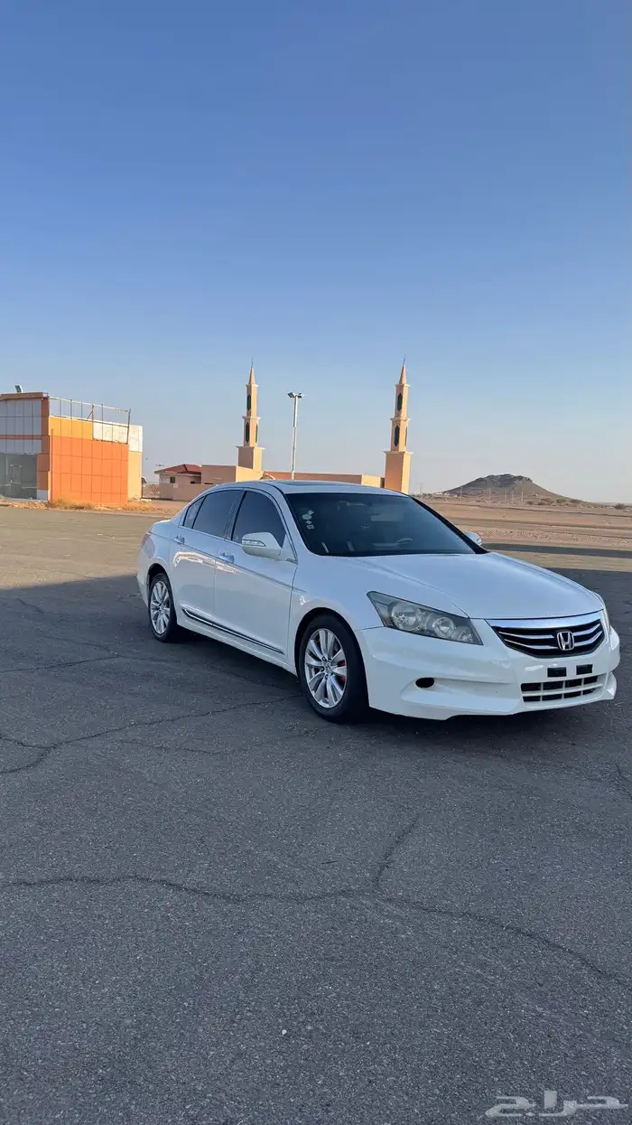 هوندا اكورد 2011فل كامل 1