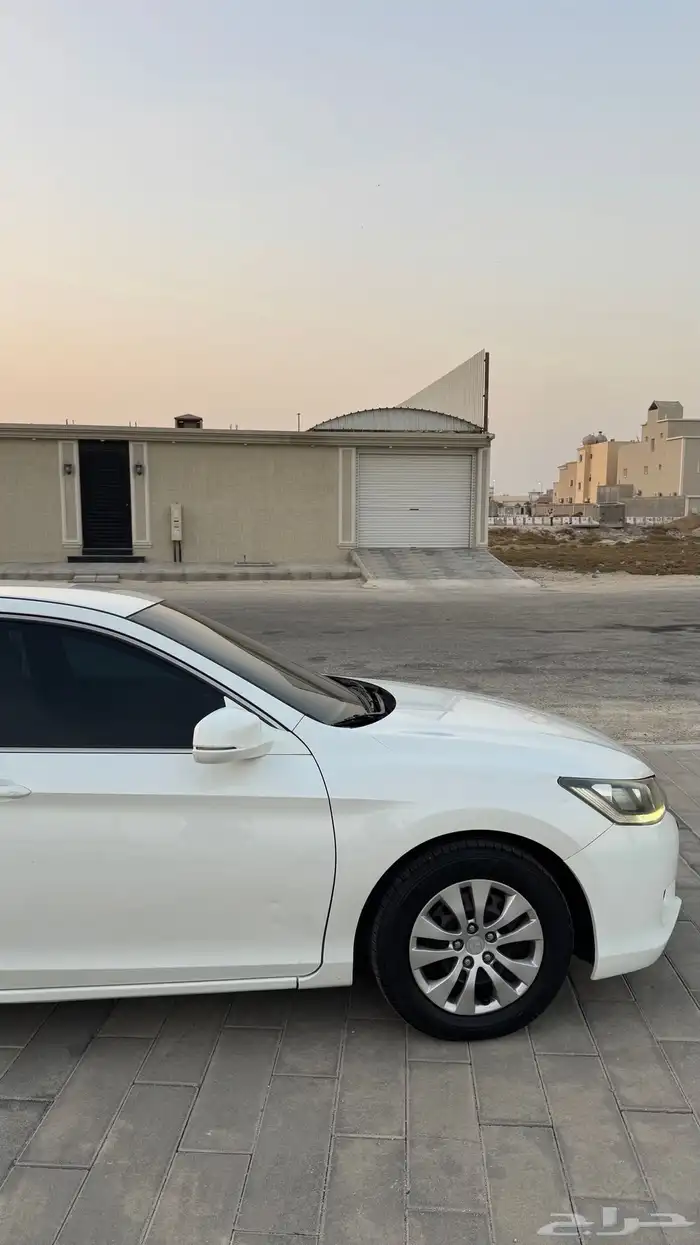 هوندا اكورد كويتيه 5