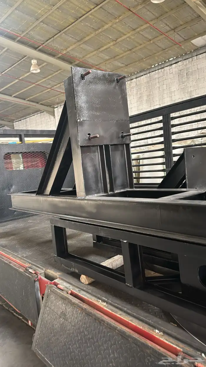 خلاطات 6 طن و15 طن كامل بجميع أغراضها جديده لم تستخدم 5