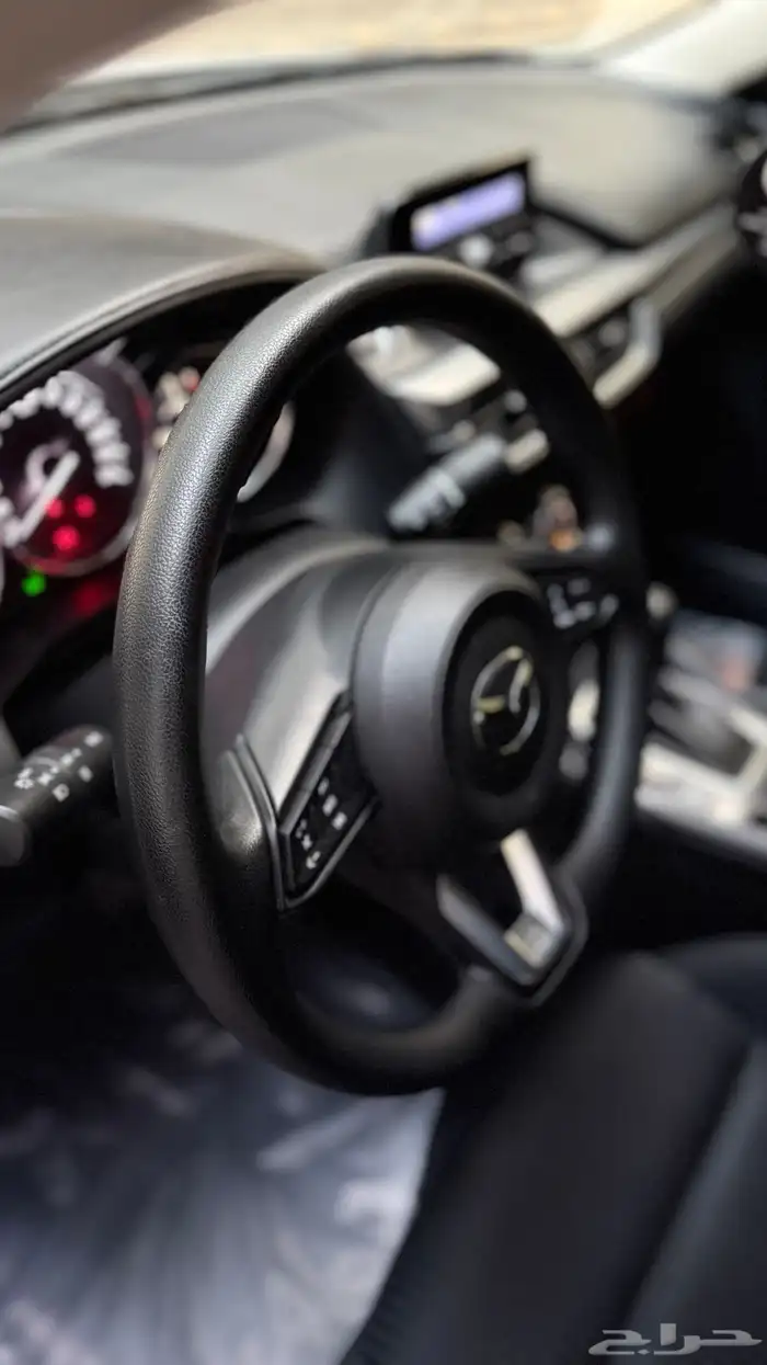 مازدا 6 -2017-ممشى قليل-(( مخزنة ))عداد 21 ألف- شبه وكالة 33