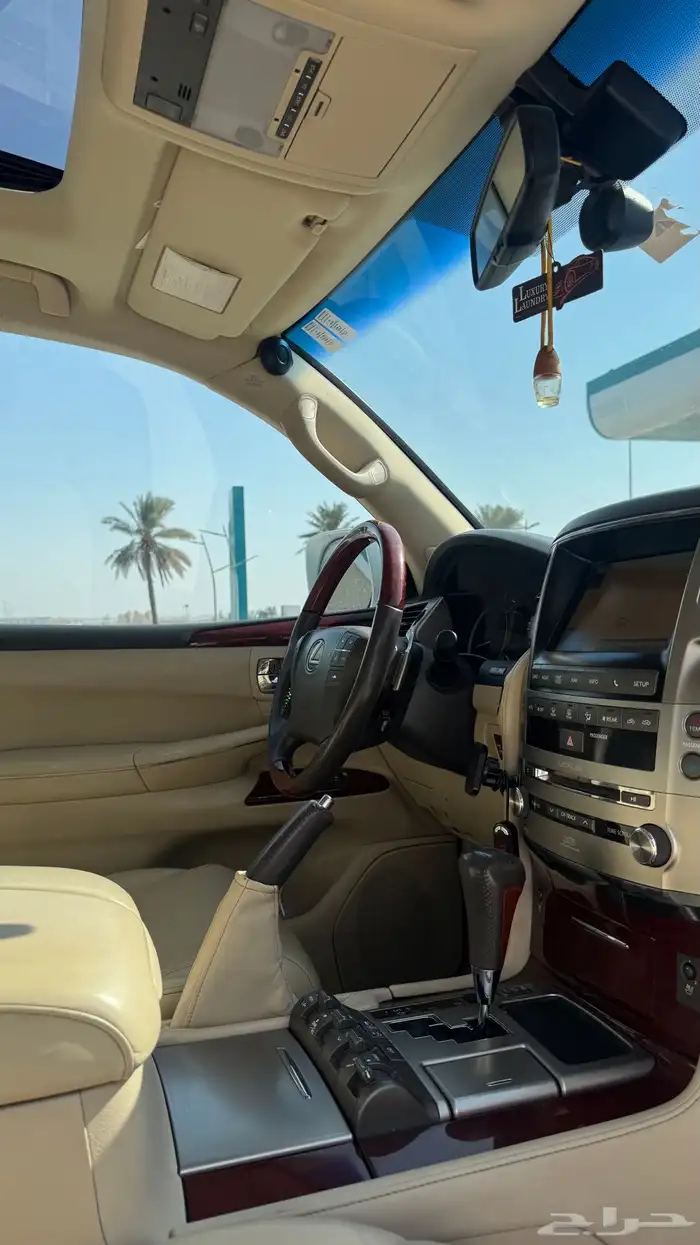 لكزس 2015 بريمي 10