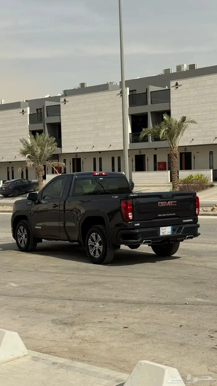 جي إم سي سييرا 2022 اليفشين 8