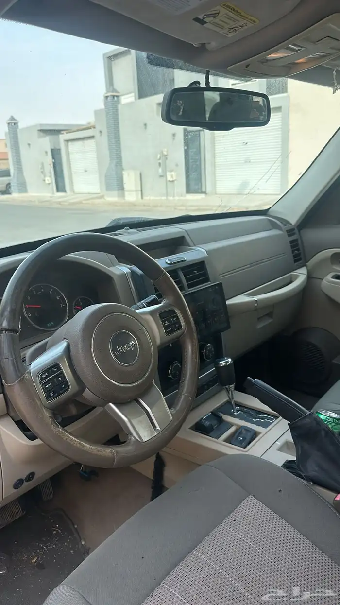 جيب ليبرتي 2011 دبل 4