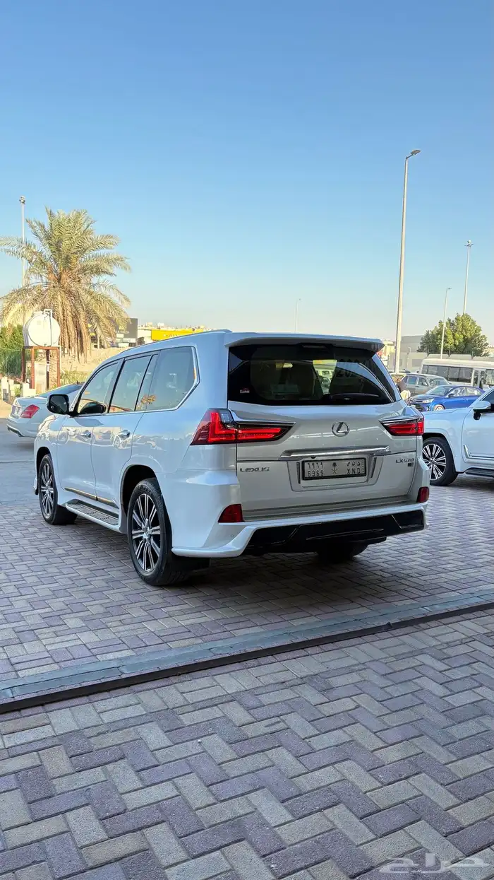 لكزس 2021 فل كامل 3