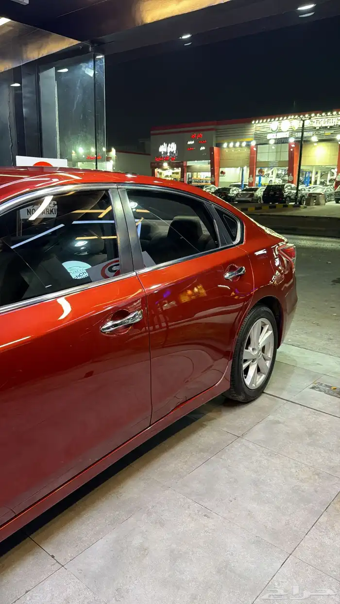 التيما 6 سلندر 3.5 احمر 2013 3