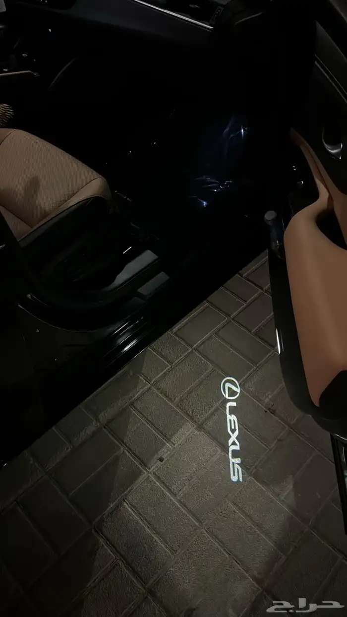 لكزس ES 2025 للتقبيل 8