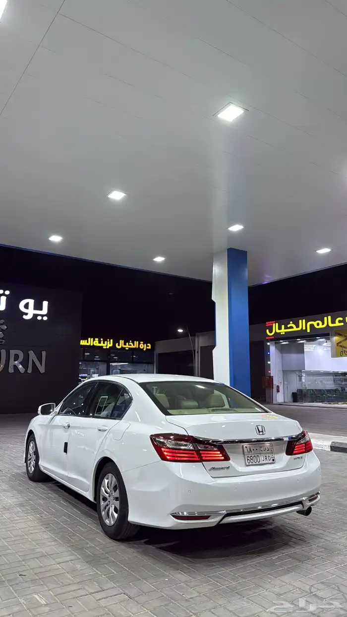 للبيع هوندا اكورد 2017 ستاندر 2
