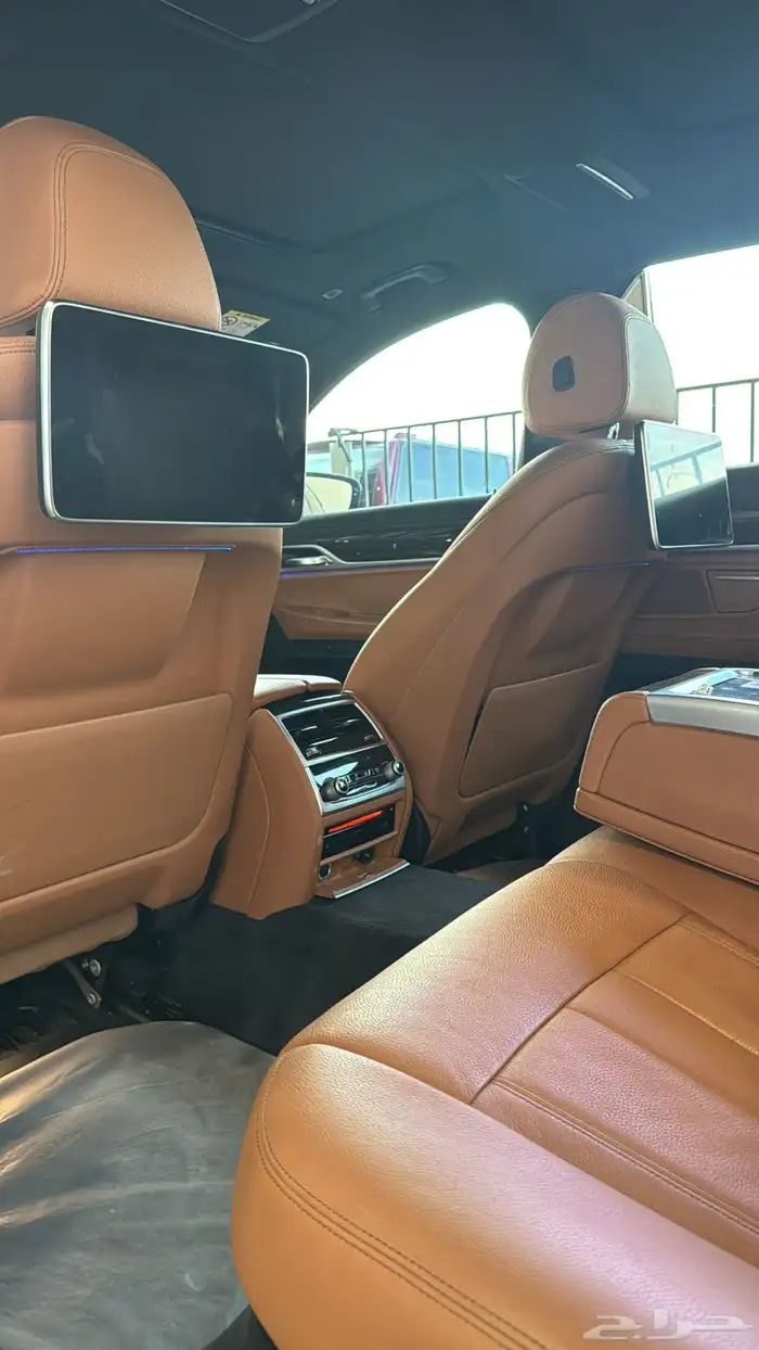 بي ام Li740 2019 نظيفه جدا . 8