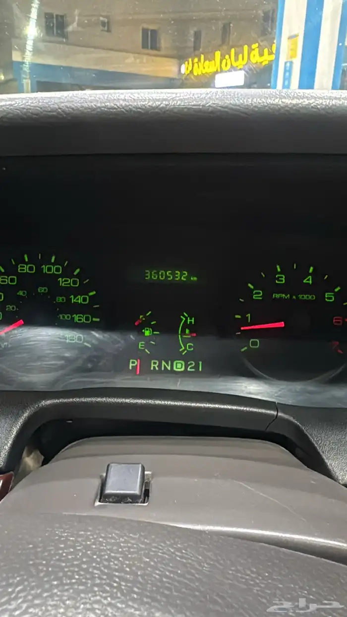 فورد فكتوريا 10