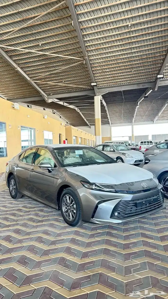 تويوتا كامري إستاندر بنزين 2025 بأقل سعر 1