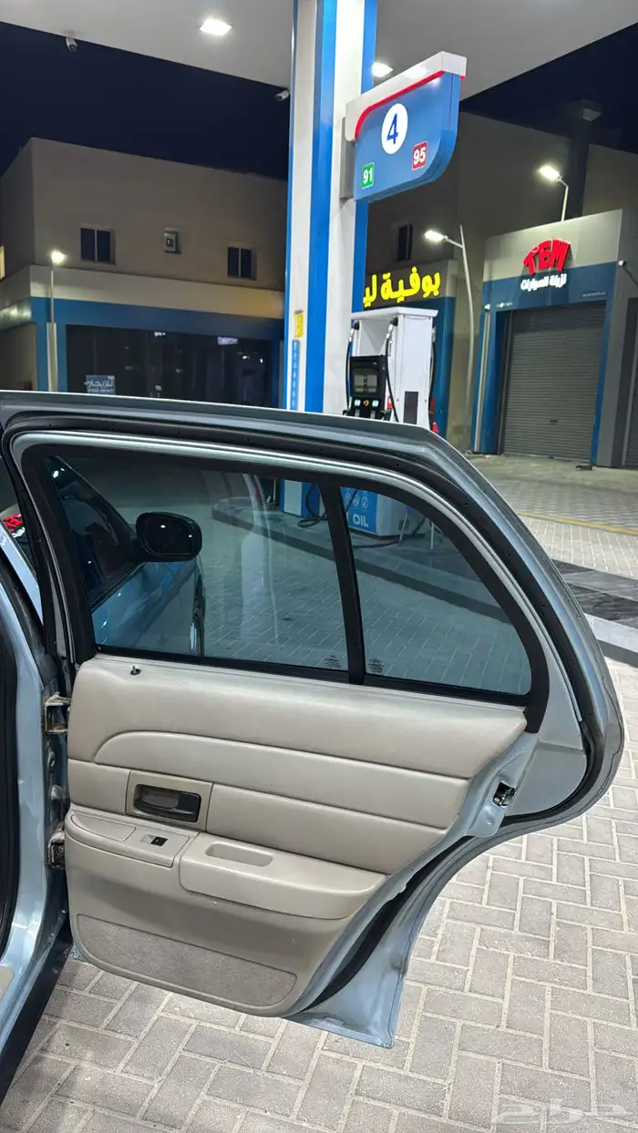 فورد فكتوريا 14