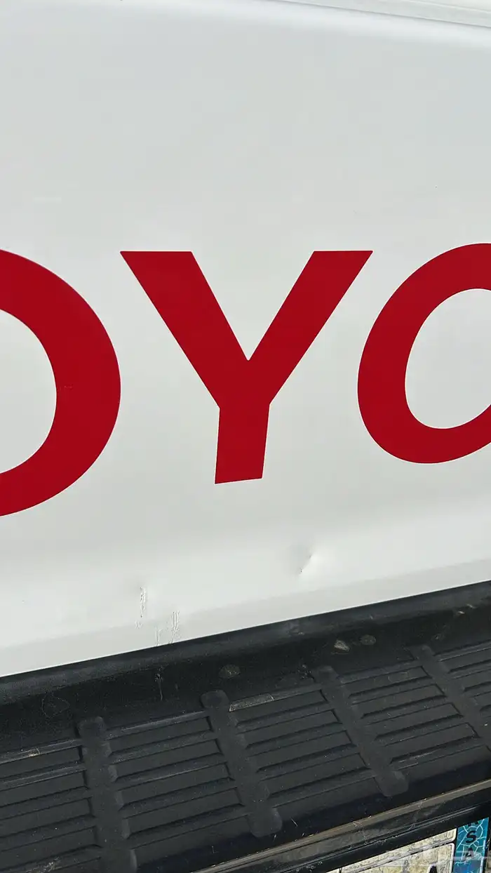 هايلكس 2009 نضيف جدا 6