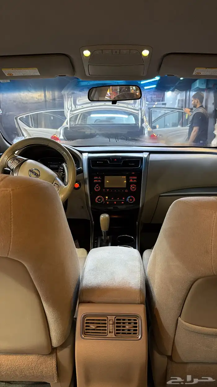 التيما 6 سلندر 3.5 احمر 2013 10