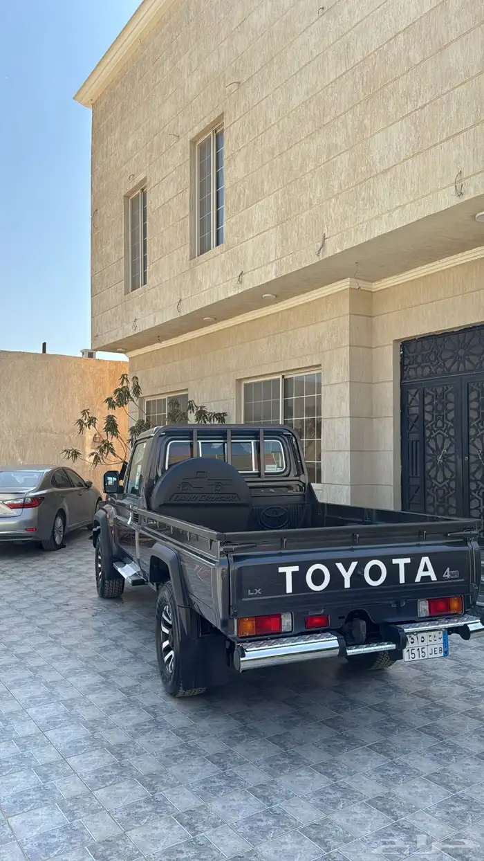 جيب شاص شبه جديد فل كامل ديزل 6