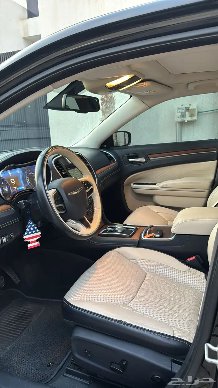 كرايزلر 2020 اكزتيف فل كامل 8