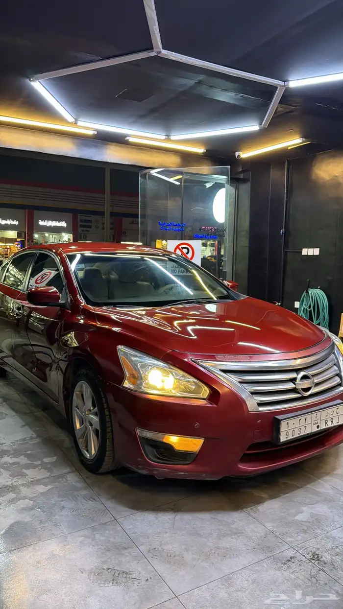 التيما 6 سلندر 3.5 احمر 2013 2