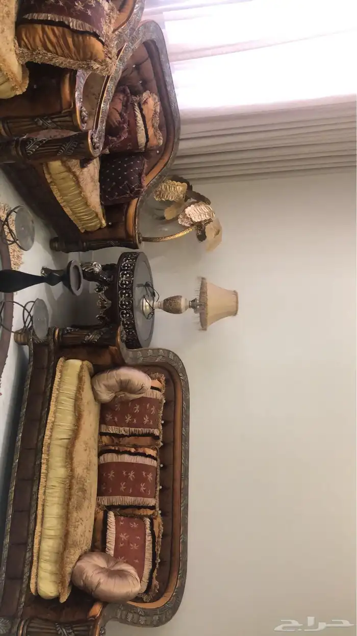 كنب مخملي فاخر 4