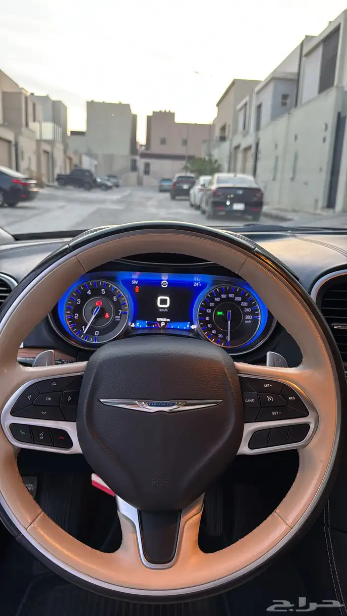 كرايزلر 2020 اكزتيف فل كامل 10