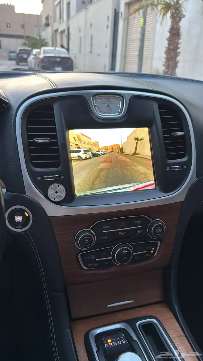 كرايزلر 2020 اكزتيف فل كامل 27