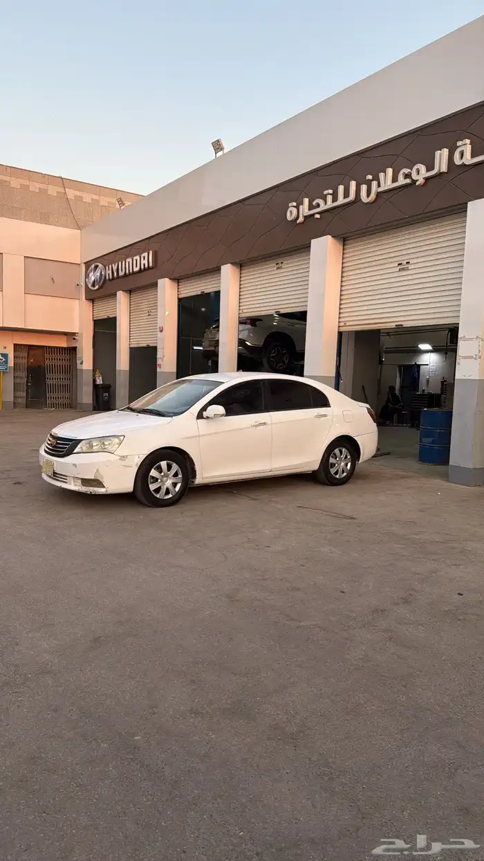 جيلي امجراند 2012 0