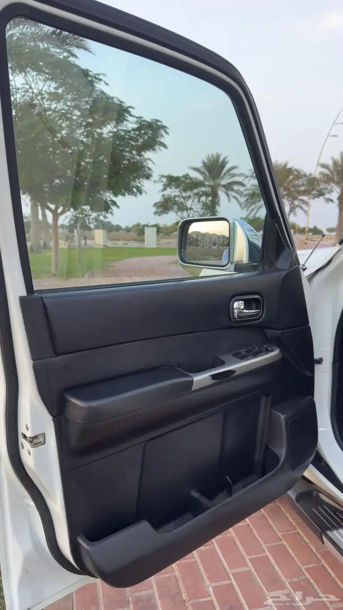 جيب سفاري نظيف قير عادي 25