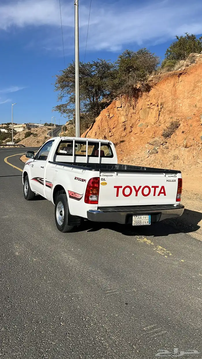 هايلكس 2009 نضيف جدا 4