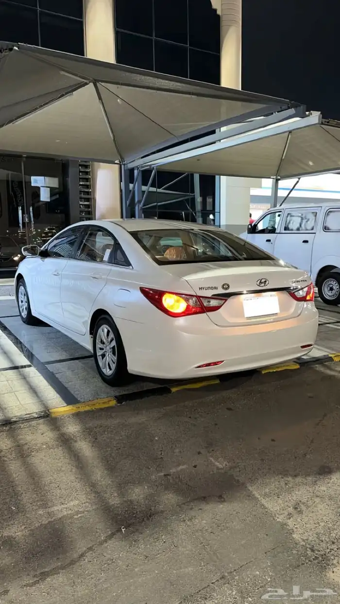 سوناتا مخز ن 2013 وعلان 0