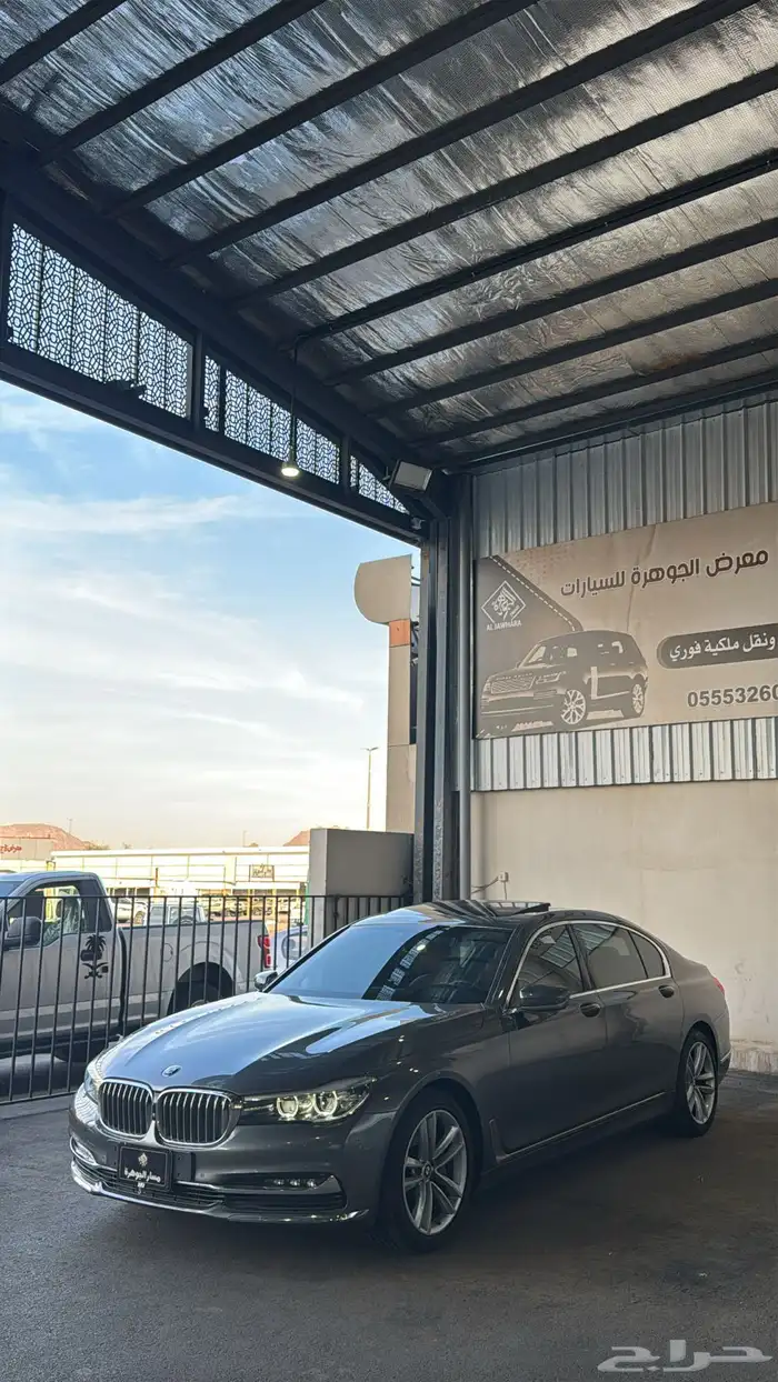 بي ام Li740 2019 نظيفه جدا . 2