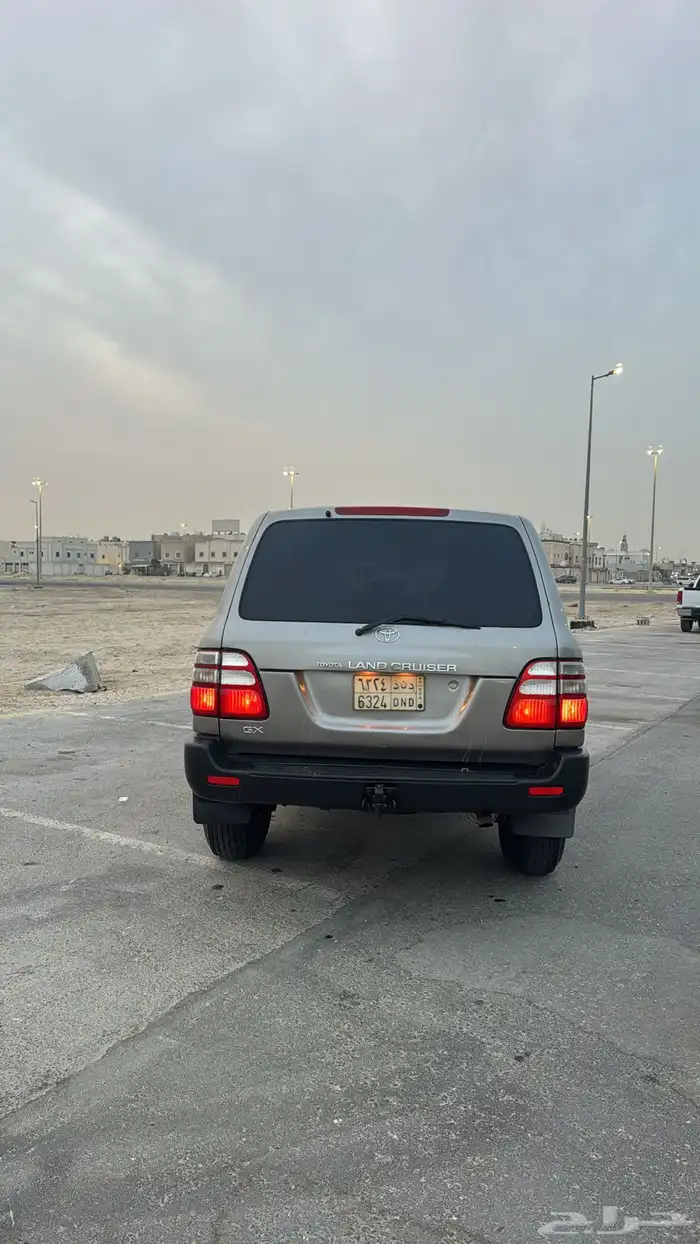 لاندكروزر GX للبيع مديل 2000 11