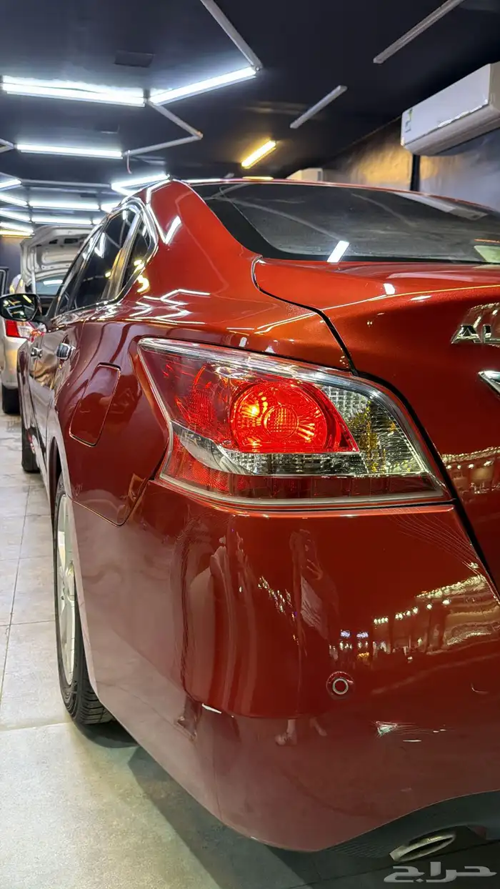 التيما 6 سلندر 3.5 احمر 2013 5