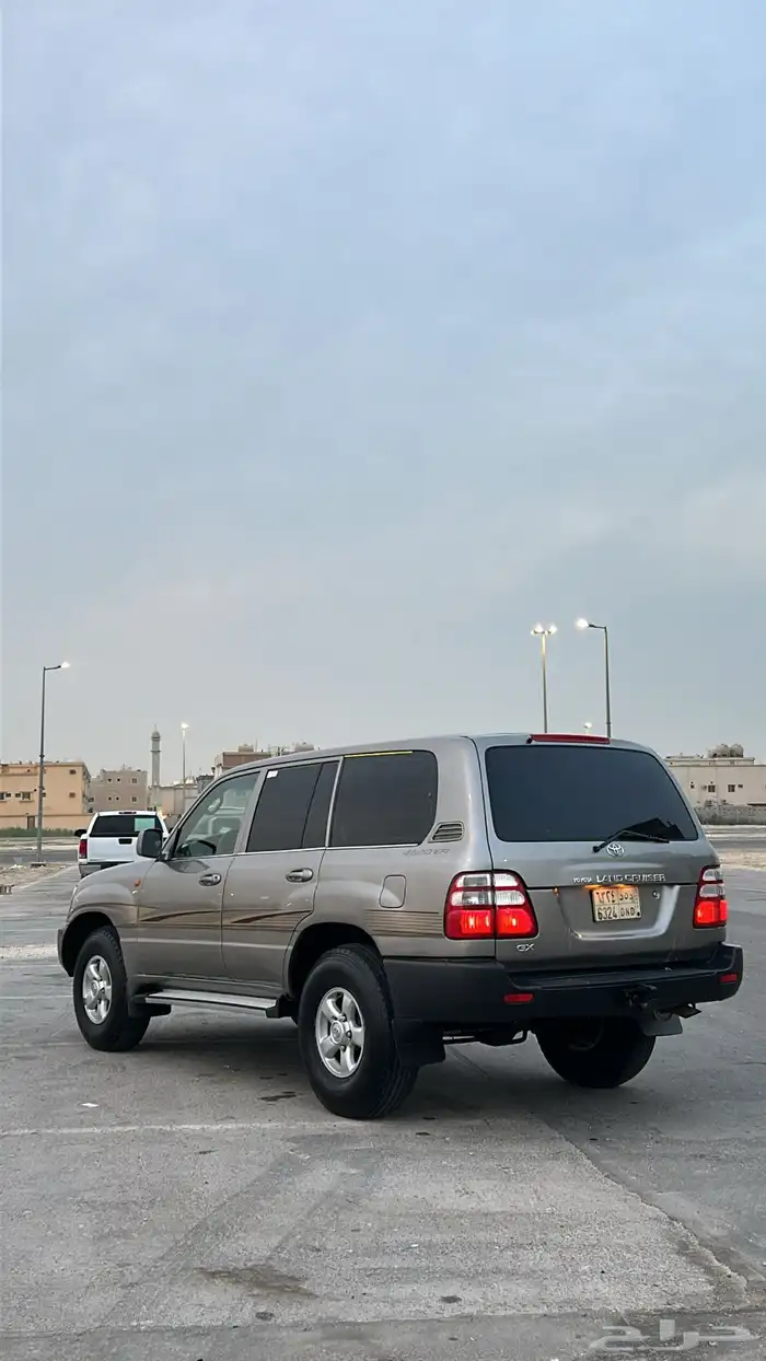 لاندكروزر GX للبيع مديل 2000 2
