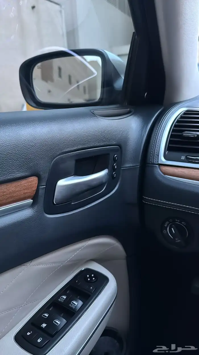 كرايزلر 2020 اكزتيف فل كامل 26