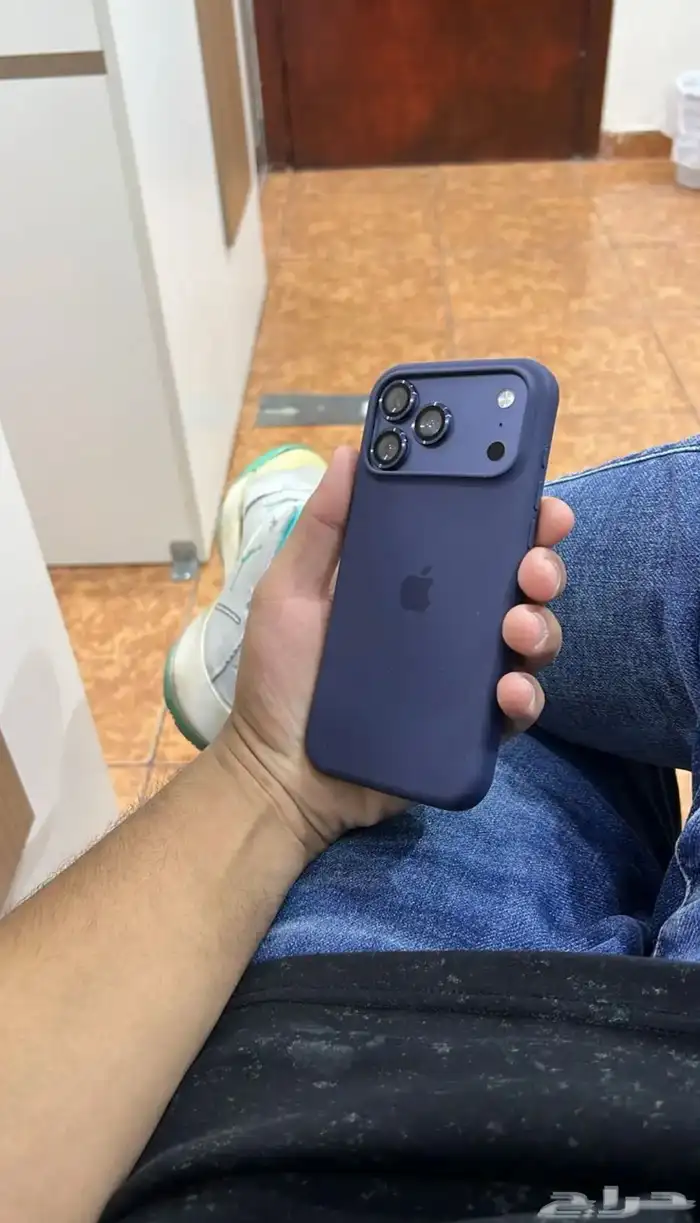 شبيه ايفون 17pro max 3