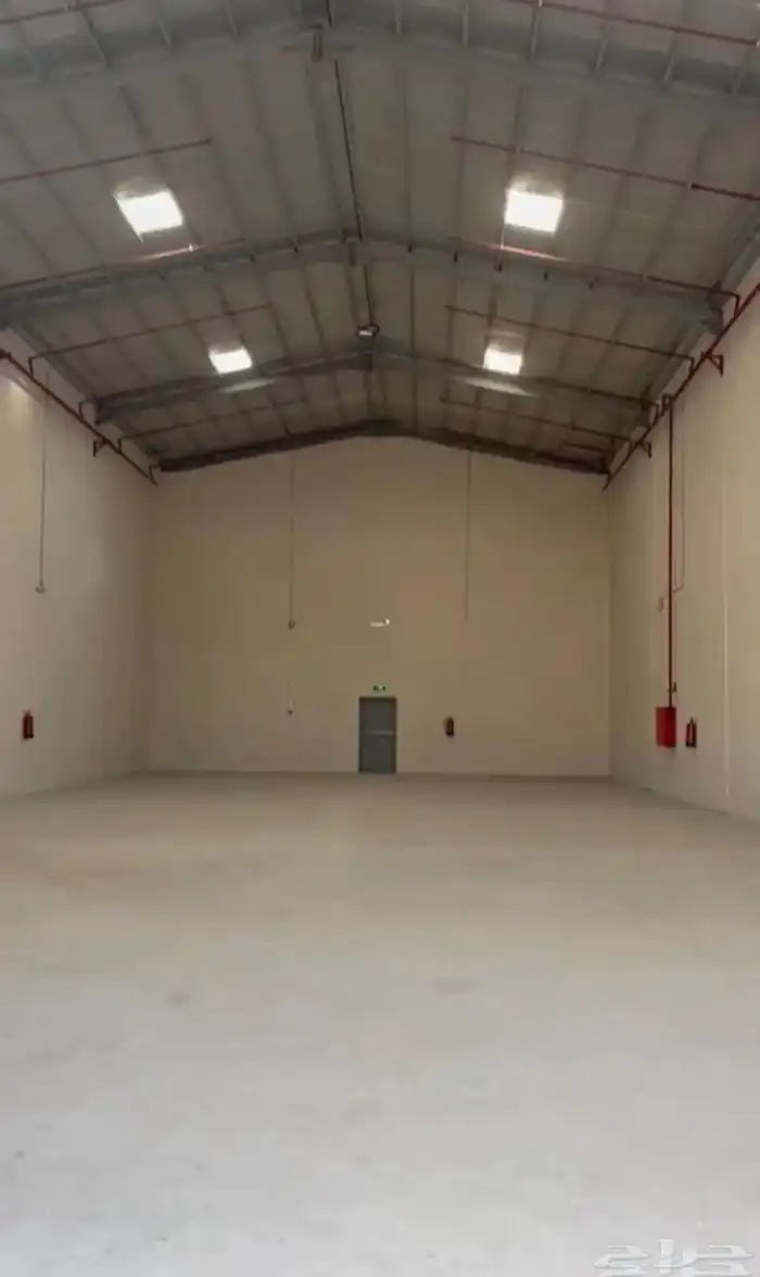 مستودع للايجار 350 متر 0