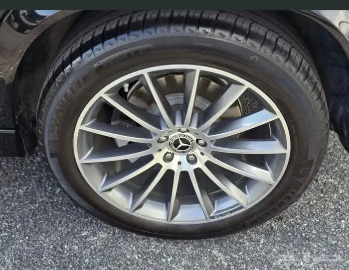 مرسيدس بنز GLE450 V6 نظيف جدا وممشى قليل من الجفالي 16