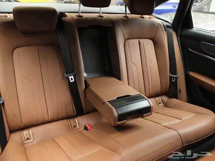 خصومات آخر السنه Audi A6 Full option 2025 new 8