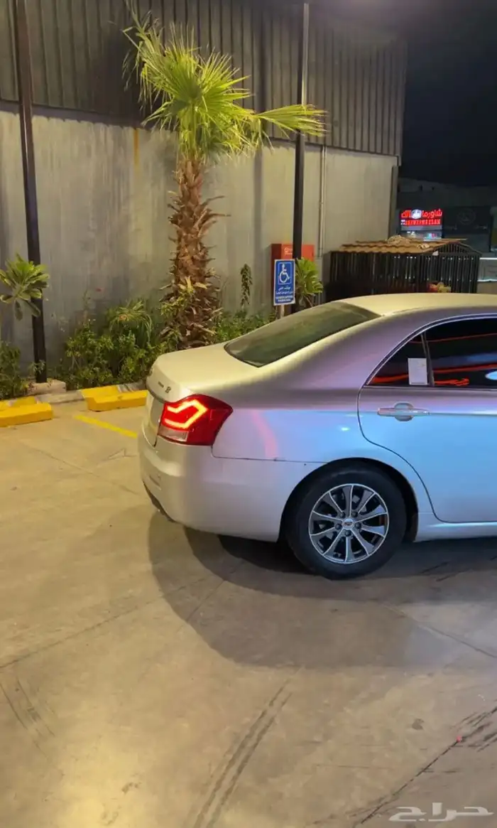 جيلي آي سي 8 للبيع قطع فقط 0