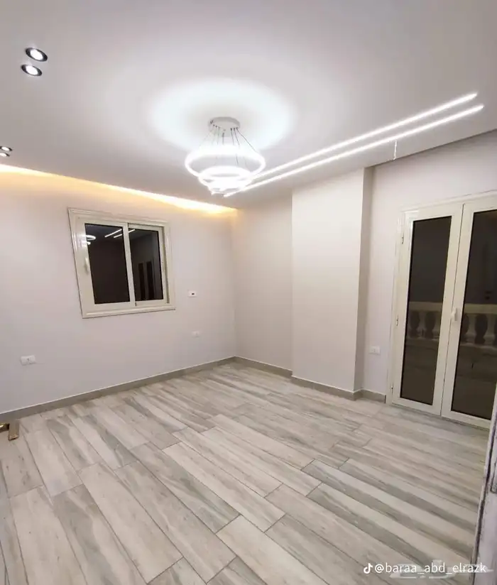 الدي ورالداخلي 23