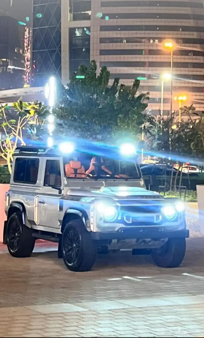 ديفندر 2013 تعديل خان اصلي واللون فضي نادر جدا 5