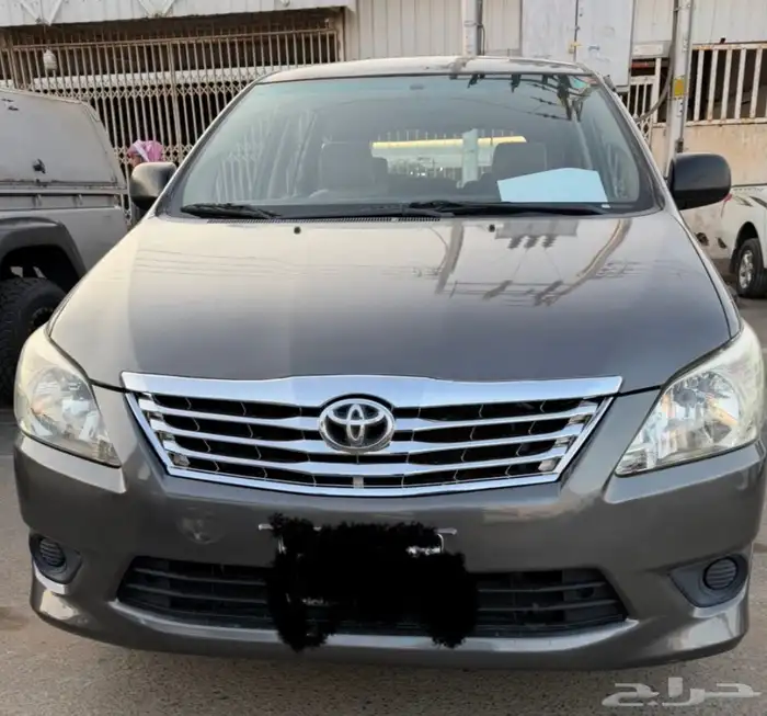 للبيع انوفا 2012 تماتيك 4