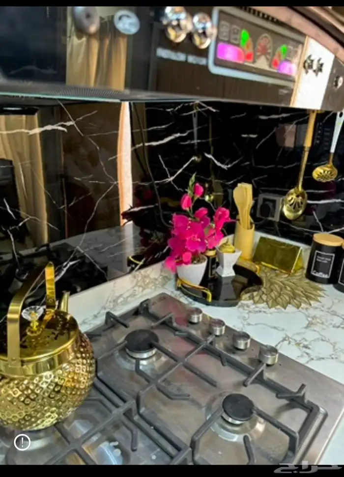 كرفان بتصميم فندقي فاخر مؤثث بالكامل ويوجدمقطع فديو 2