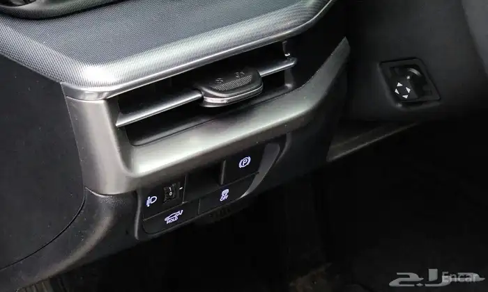 ازير 6 سلندر 2023 11